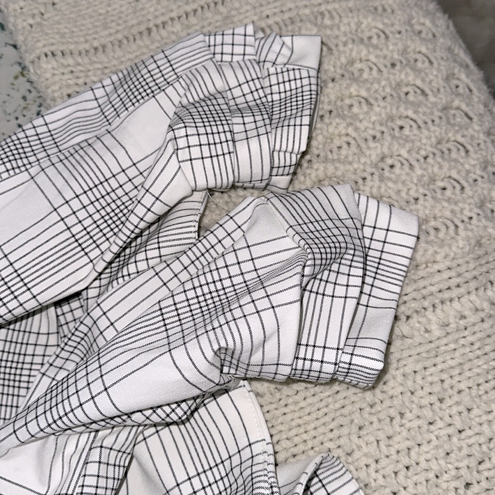 Rachel Zoe white & black plaid jacket size small with pockets - Picture 8 of 8